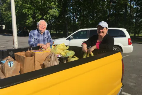 Food Drive Laurie Chandler