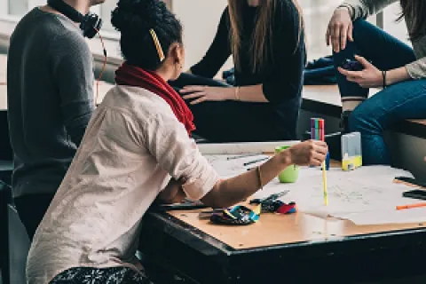 Conduct More Effective Meetings With These Simple Tips