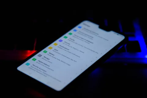 New Archive Feature Helps Mobile Users Save Space