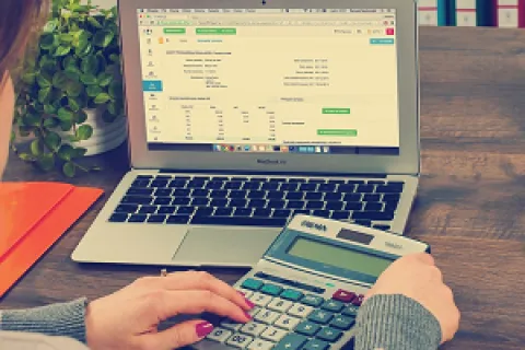 Email Phishing Attackers Are Pretending To Be The IRS
