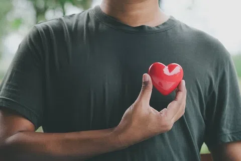 The Link Between Heart Health and Your Smile:  Why February Is the Perfect Time to Prioritize Your Oral Health
