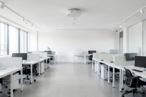 What should a co-working business budget for IT support in Carmel, IN?