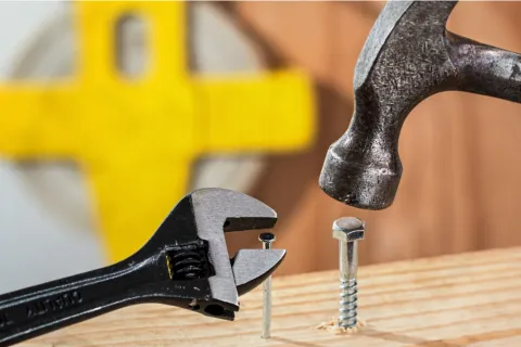 How to choose the right HRIS / payroll vendor