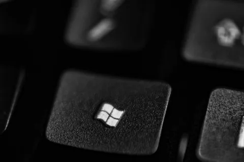 What Is Microsoft Defender for Individuals & What Does It Do?