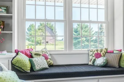 Internal vs. External Window Grids: Which Is Better?