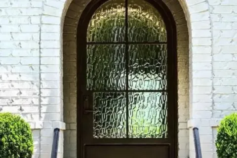 Make a Statement with These Modern Entry Door Design Ideas
