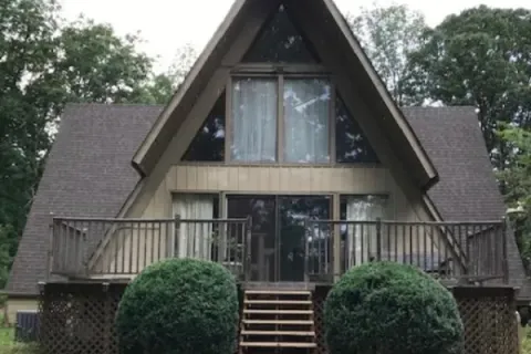 1960s A-Frame Gets Facelift, Remains in Family Possession