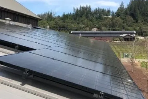 SolarCraft Completes Solar Power System at Comstock Wines