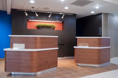 Marriott Courtyard Browndeer Front Desk