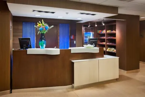 Fairfield Inn East Rutherford NJ Front Desk