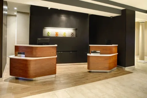 Courtyard by Marriott Gretna LA Front Desk Millwork