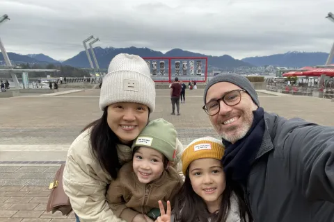 Loosen and family in Seattle