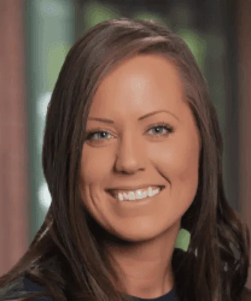 Tara Krick headshot