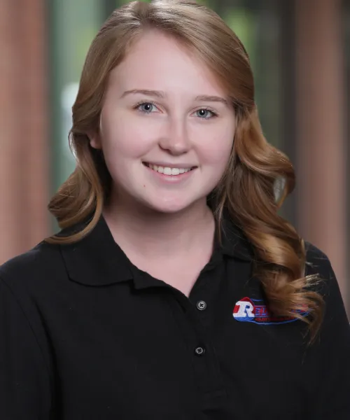 Jessica Holm headshot