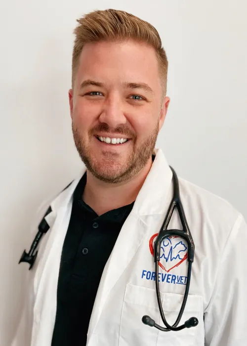 Dr. Max Leslie