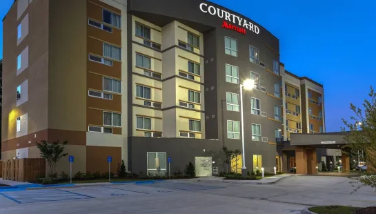 Courtyardby Marriott