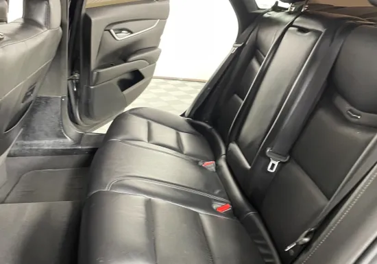 2015 Eagle 6-Door Cadillac Limo F9550327