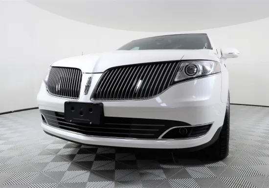 2015 Eagle 6-Door Lincoln Limo FBL1019
