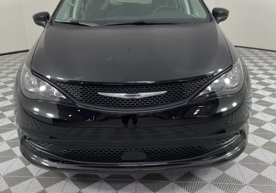 2023 Chrysler Voyager PR522420