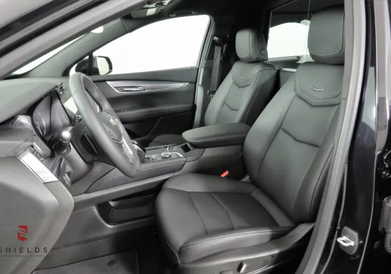 2023 PLATINUM MASTER COACH CADILLAC XT5 HEARSE PZ159394