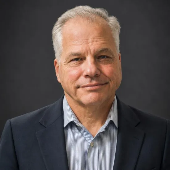 Michael Lowell headshot