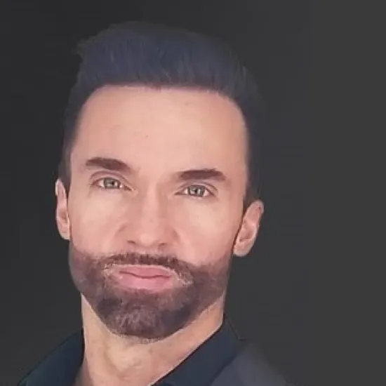 Drew Crum headshot