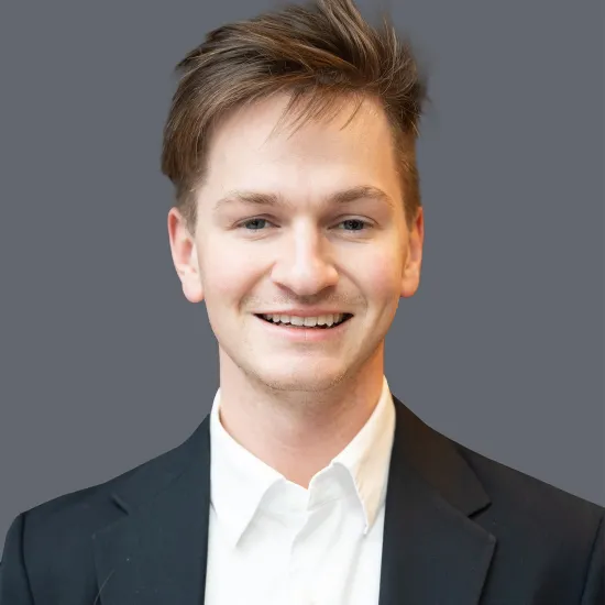 Nick Giles headshot