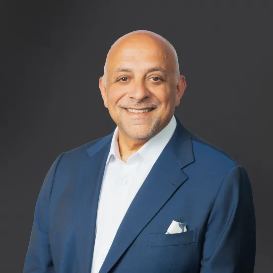 Perry Mandarino headshot