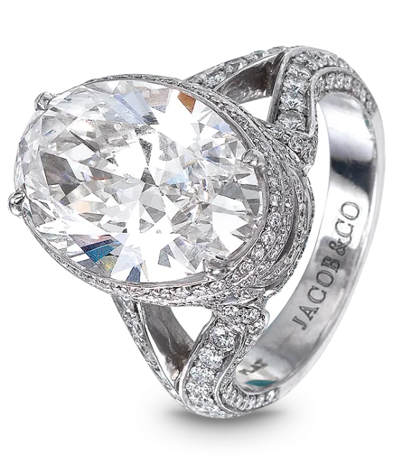 Oval-Cut Diamond Solitaire