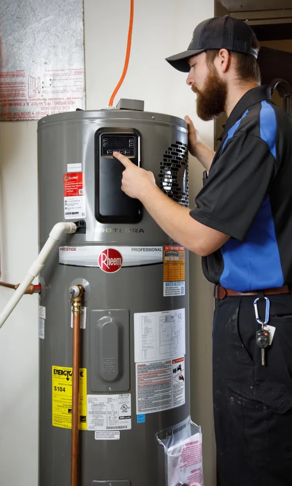 Pittsburgh Plumbing installing Rheem Water Heater
