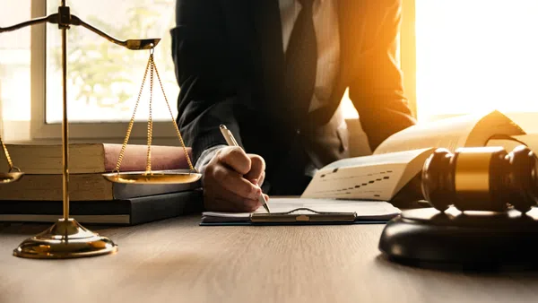 What is the difference between temporary and permanent alimony?