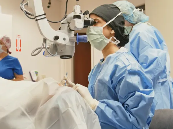 How do PreLex Light-Adjustable Lens Implants work?