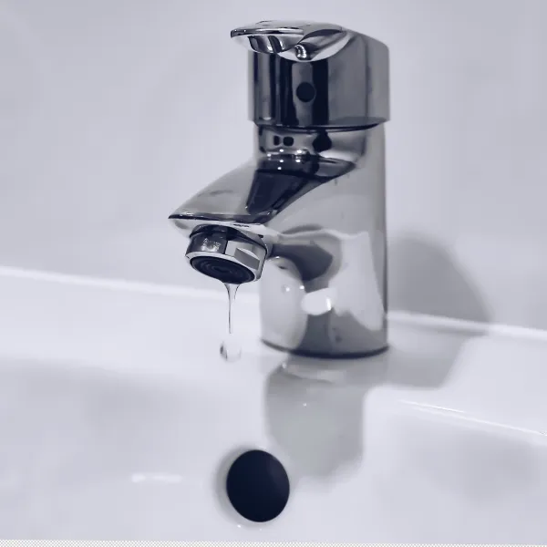 a faucet dripping