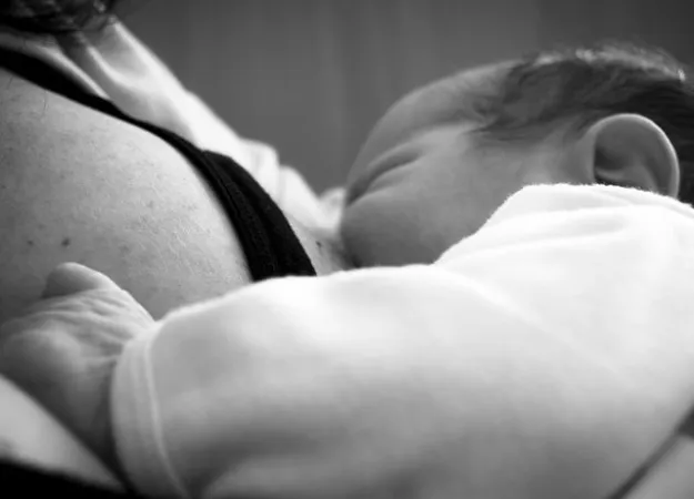 How to breastfeed: Essential basics for new moms