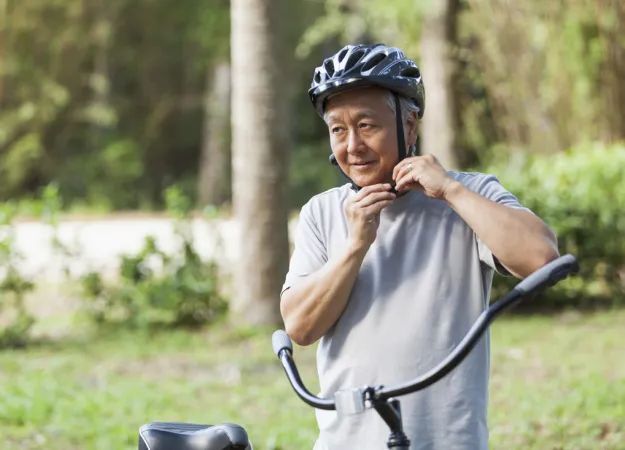 Managing arthritis pain with low-impact activities