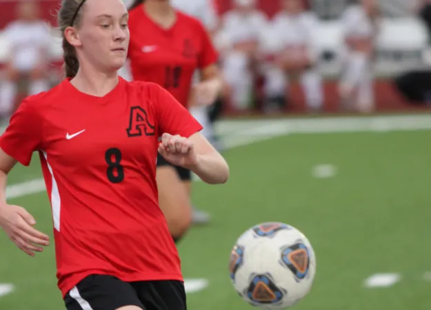 Heat vs. ice to treat injuries