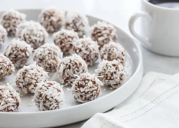Recipe: Snowball Truffles