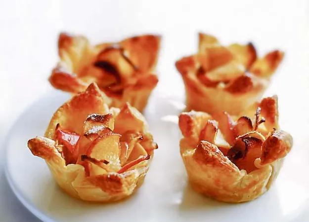 Recipe: Apple Pie Tarts