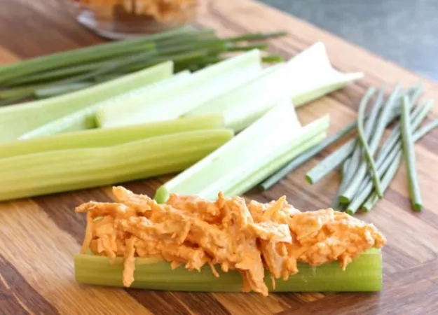 Recipe: Buffalo Chicken Celery Boats