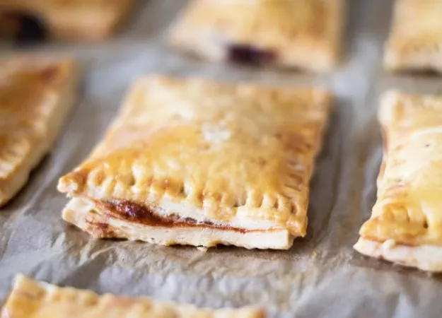 Recipe: Brown Sugar and Cinnamon Pop Tarts