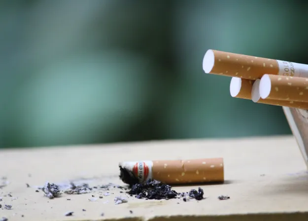 Tobacco risks: Reasons to quit smoking