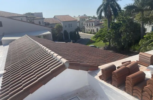 roofing being installed on a commercial building in florida