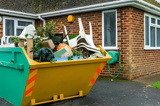 The Homeowner’s Handbook to Residential Dumpsters