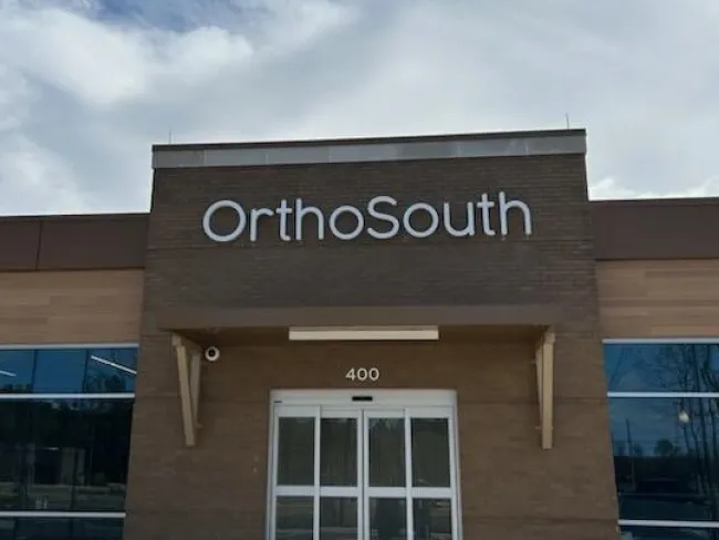 OrthoSouth Arlington exterior view