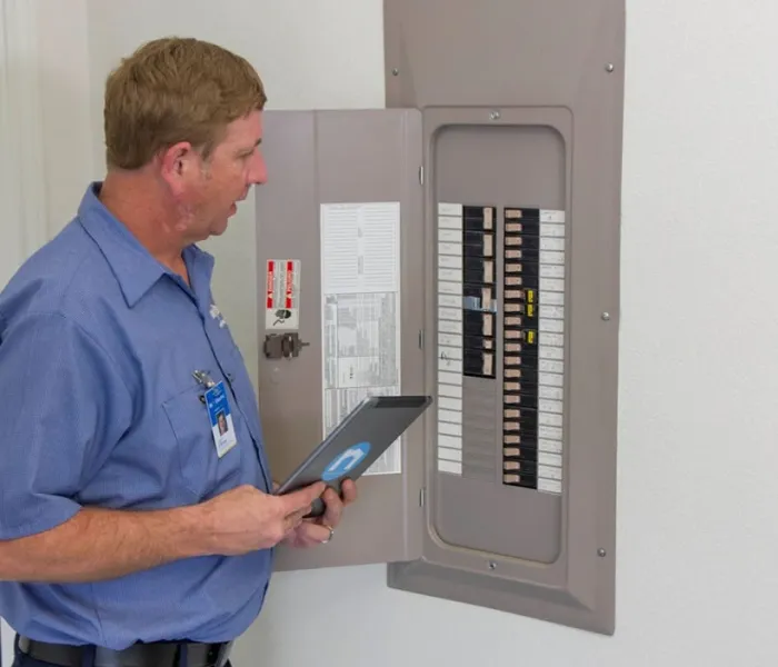 Electricians in Milton, GA