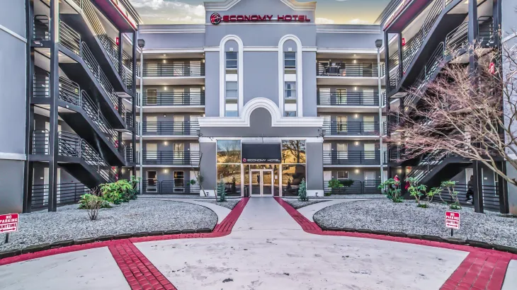 Economy Hotel, Marietta