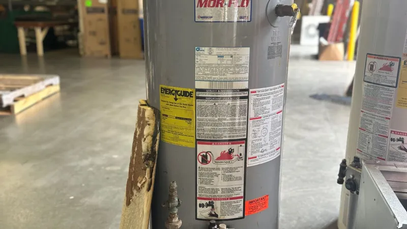 Bo Estes, mascot of Estes Services