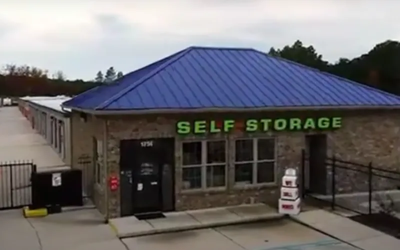 Storage Unit Auction in Columbia, SC at Midgard Self Storage