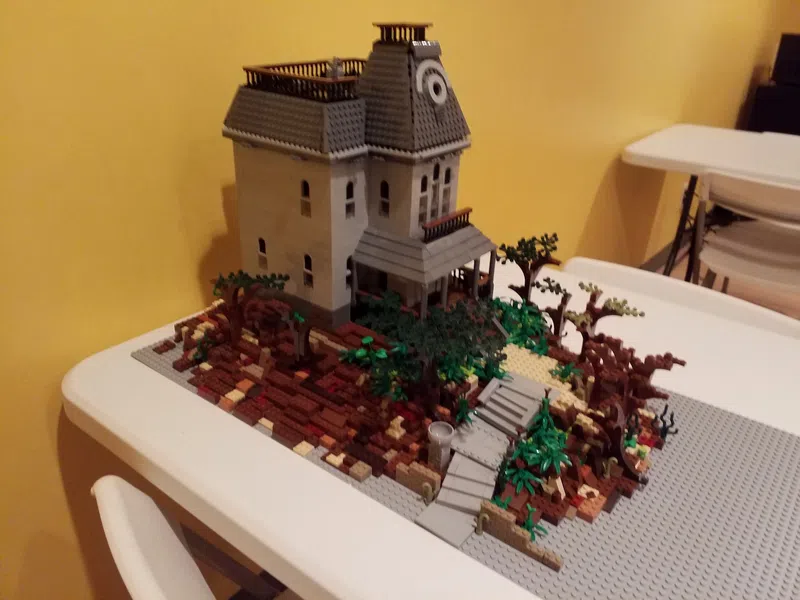 Bricks and Minifigs Omaha