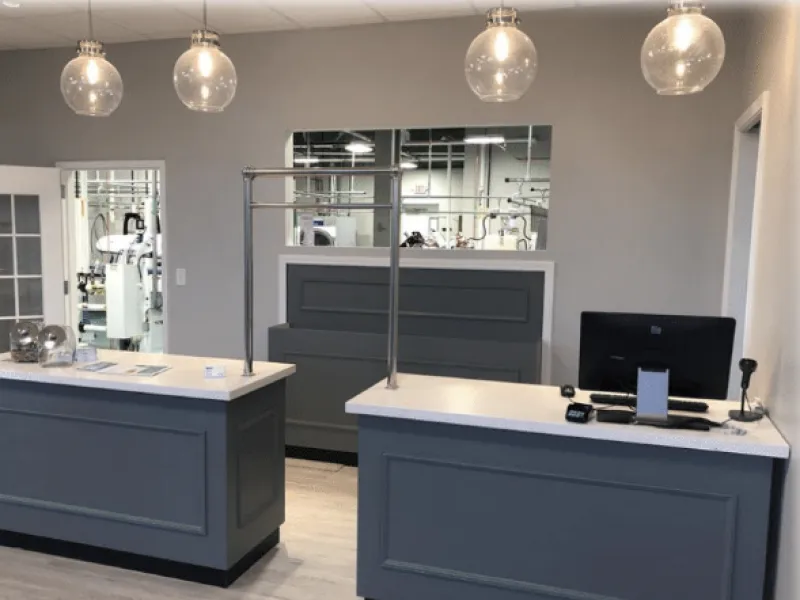 Fairport, NY Professional Dry Cleaning Martinizing Cleaners